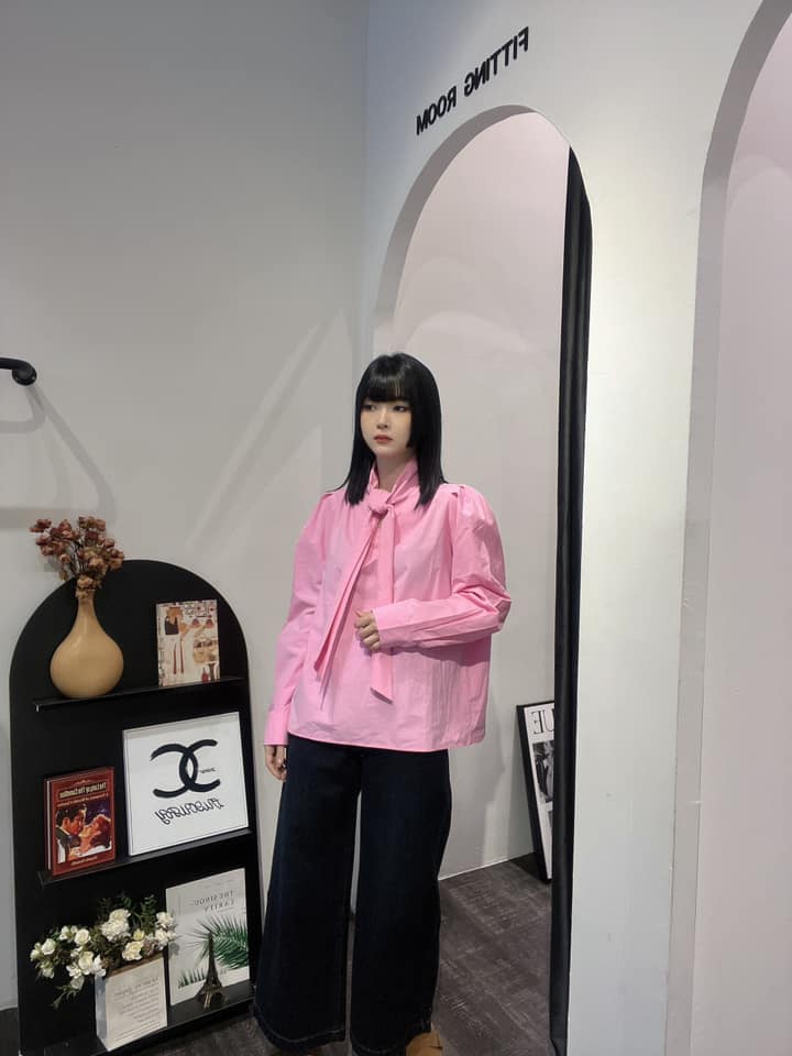 Ninestudio.9 | 泡泡袖v领蝴蝶结长袖上衣